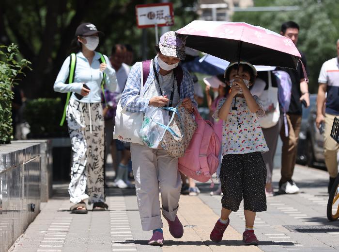 北京发布高温红色预警信号